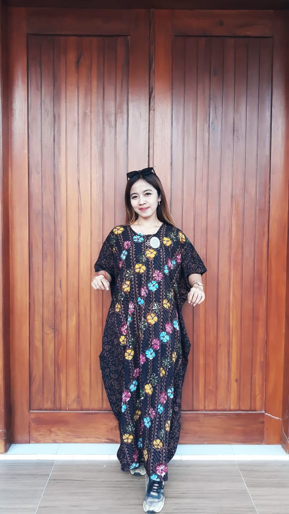 Long Dress Batik Cendana Halus Hitam