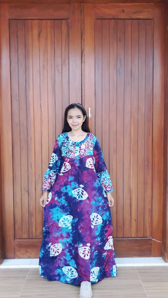 Long Dress Batik Lengan Panjang Isyana