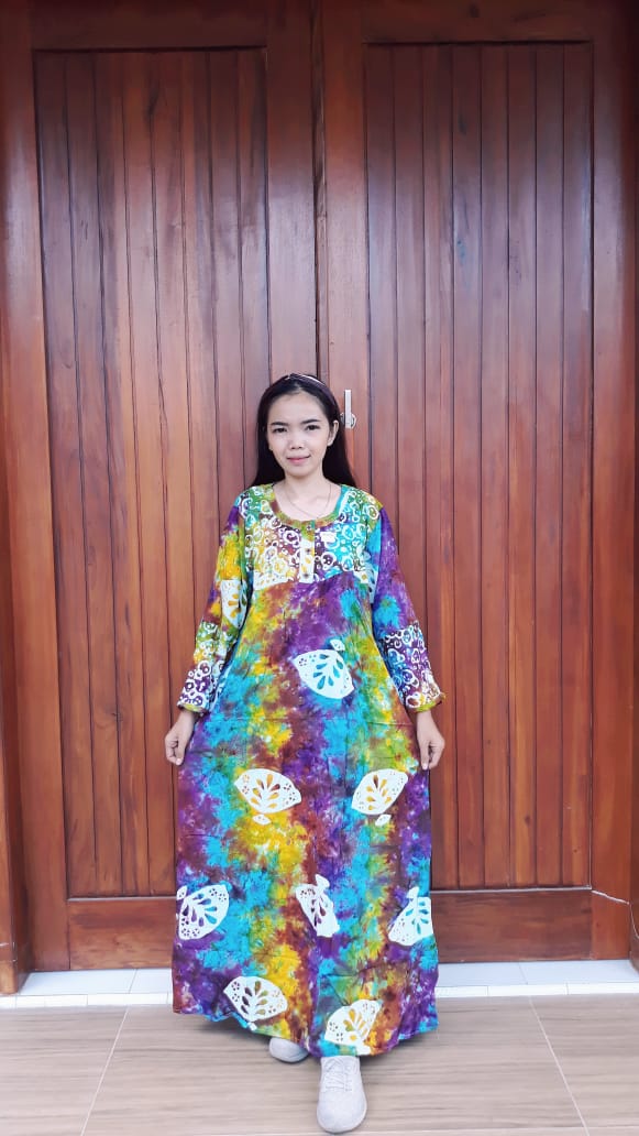 Long Dress Batik Lengan Panjang Isyana