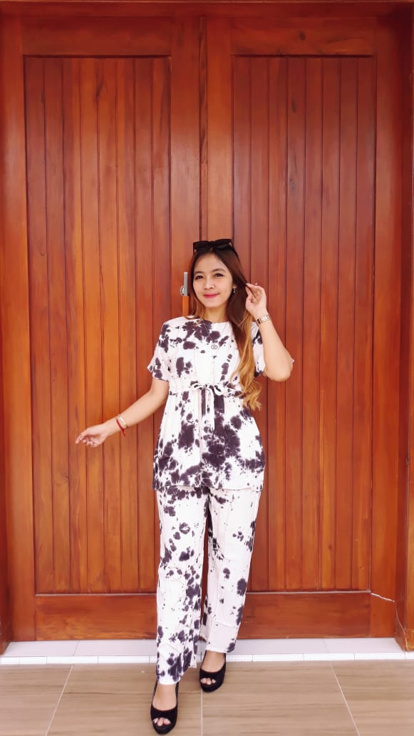 Setelan Batik Celana Panjang Lengan Pendek