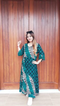 Baju Longdress Batik Maura Lengan 3/4