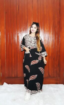 Long Dress Daster Batik Lengan 7/8 Coklat Hitam