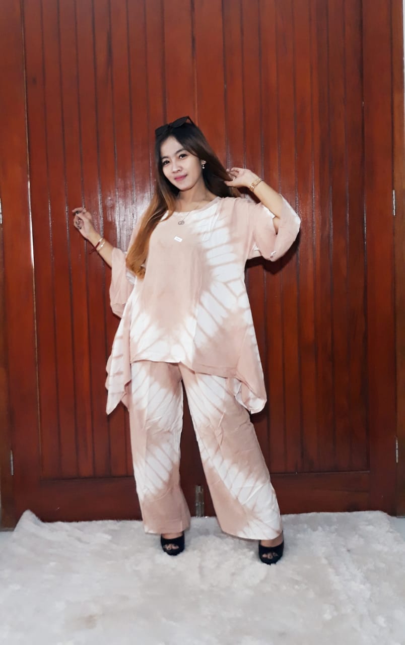 One Set Batik Tie Dye Sayap Jumbo