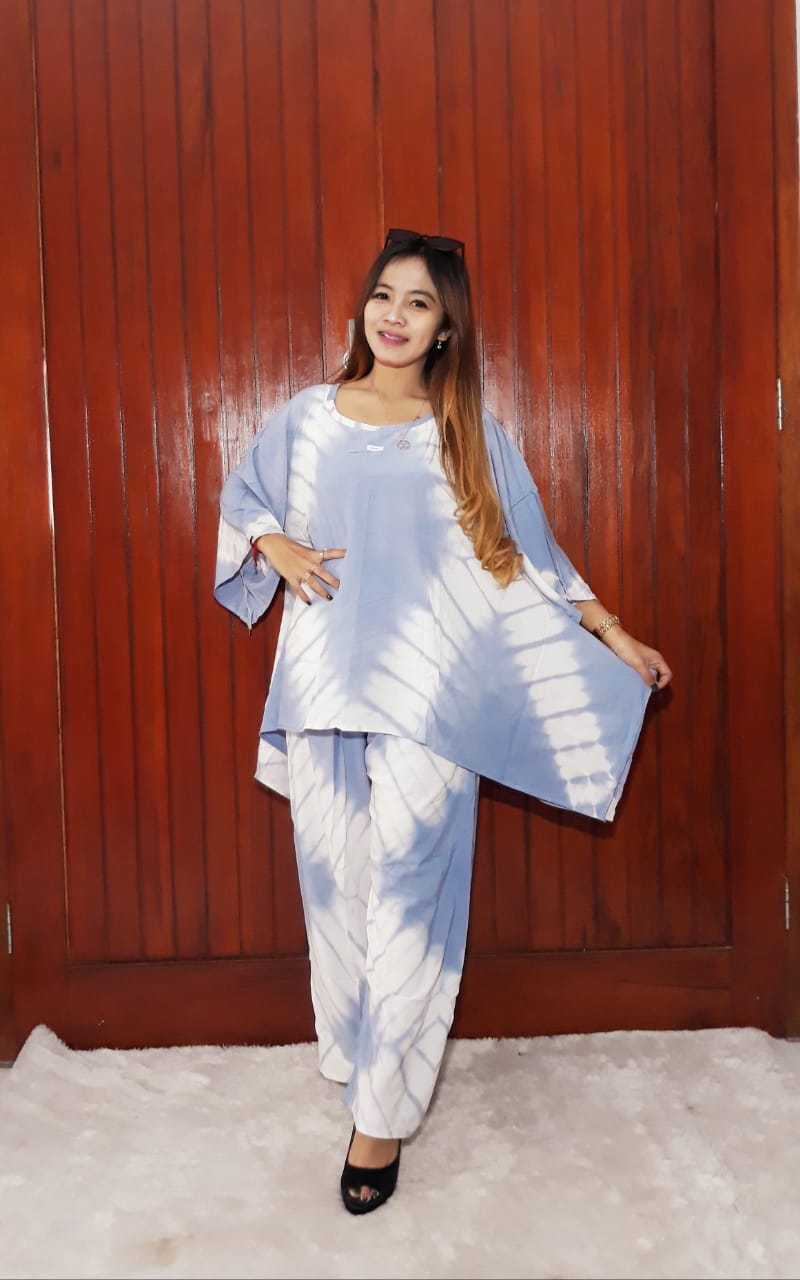 One Set Batik Tie Dye Sayap Jumbo