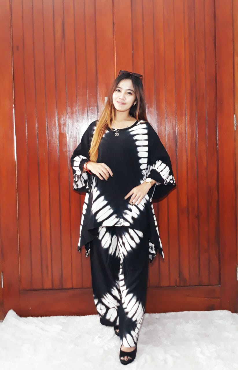 One Set Batik Tie Dye Sayap Jumbo