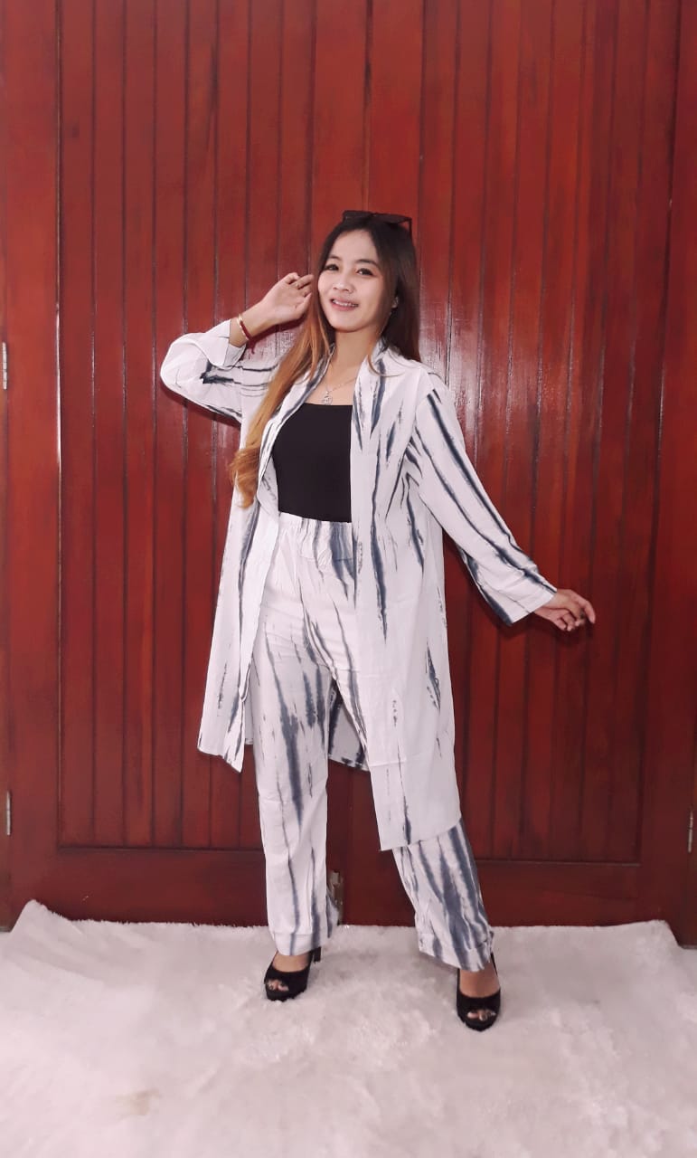 One Set Batik Tunik Outer Jumputan Putih