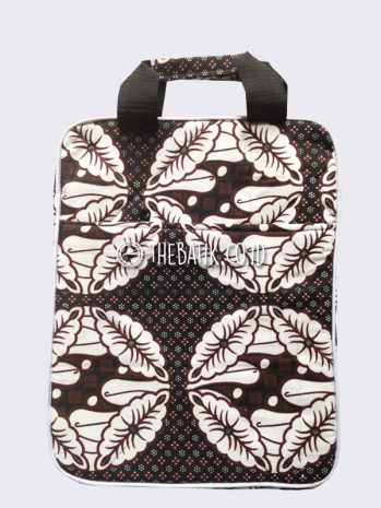 Souvenir Tas Laptop Softcase Batik Jogja Portrait – Custom Design