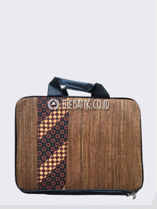 Souvenir Tas Laptop Eceng Gondok Kombinasi Batik – Custom Design