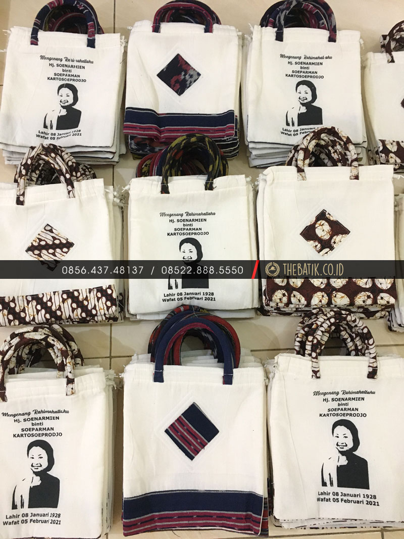 Souvenir Tas Serut Blacu Kecil Batik Murah