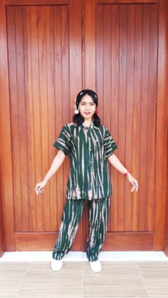 Baju One Set Kekinian Tie Dye Shibori Pendek