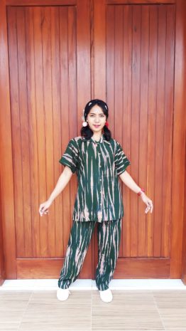 Baju One Set Kekinian Tie Dye Shibori Pendek