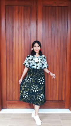 Daster Batik Lengan Pendek Model A-Line Modern