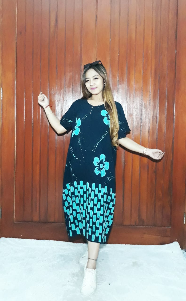 Daster Jumbo Hitam Lengan Pendek Batik Ibu