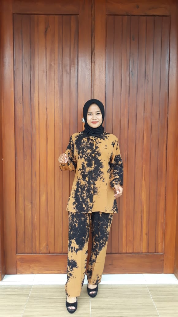 One Set Batik Monochrome Tie Dye Panjang