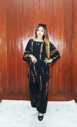 One Set Setelan Batik Wanita Sayap Jumbo