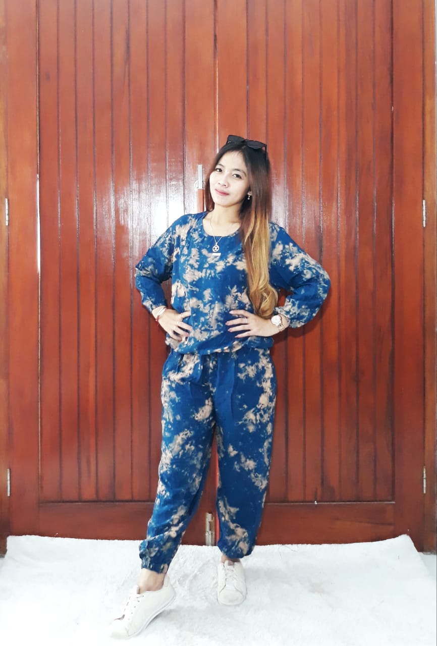 Baju One Set Tie Dye Celana Joger Panjang