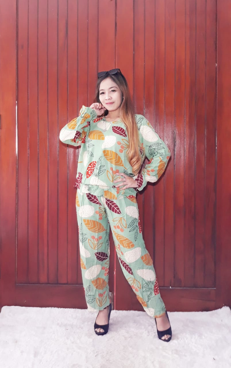 One Set Model Balon Baju Tidur Piyama Panjang