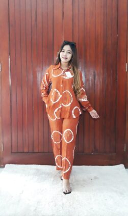 One Set Tie Dye Jumputan Modern Kerah WFH