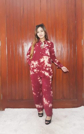 One Set Wanita Batik Jumputan Bahan Santung Super