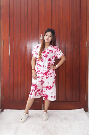 Setelan Kulot Shibori Pendek Bahan Santung Adem