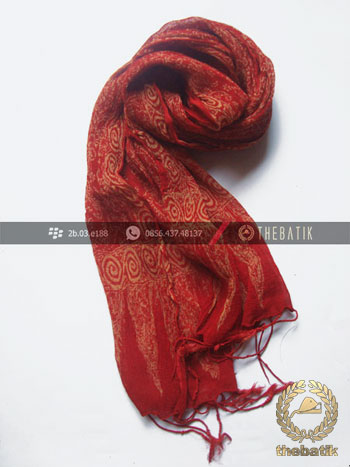 Syal Batik Sutra Warna Merah