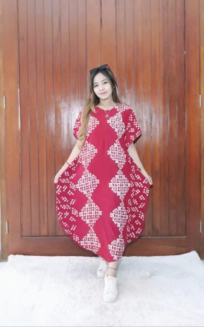 Daster Kelelawar Batik Lengan Pendek Warna Merah