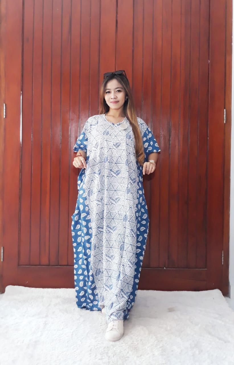 Long Dress Lowo Lengan Pendek Biru Muda