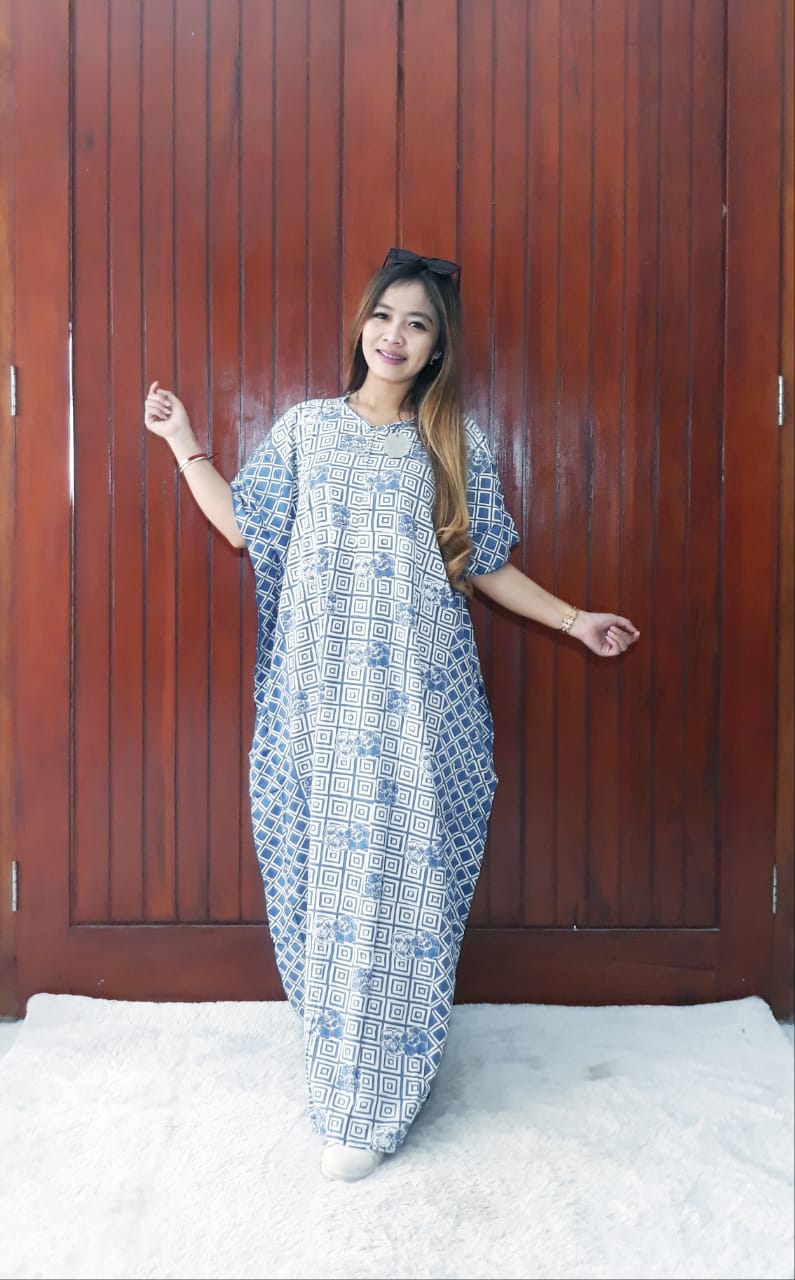 Long Dress Lowo Lengan Pendek Biru Muda