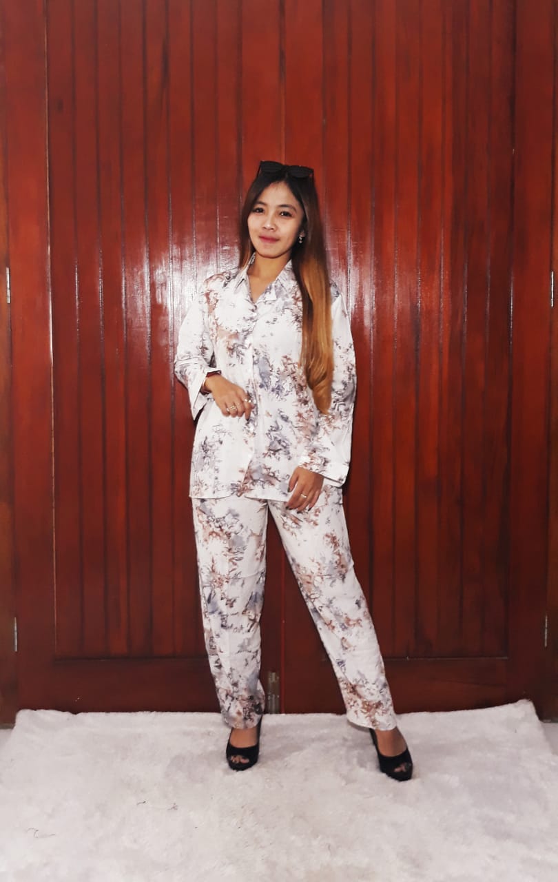 Baju Setelan Batik Tie Dye Panjang Rayon Putih