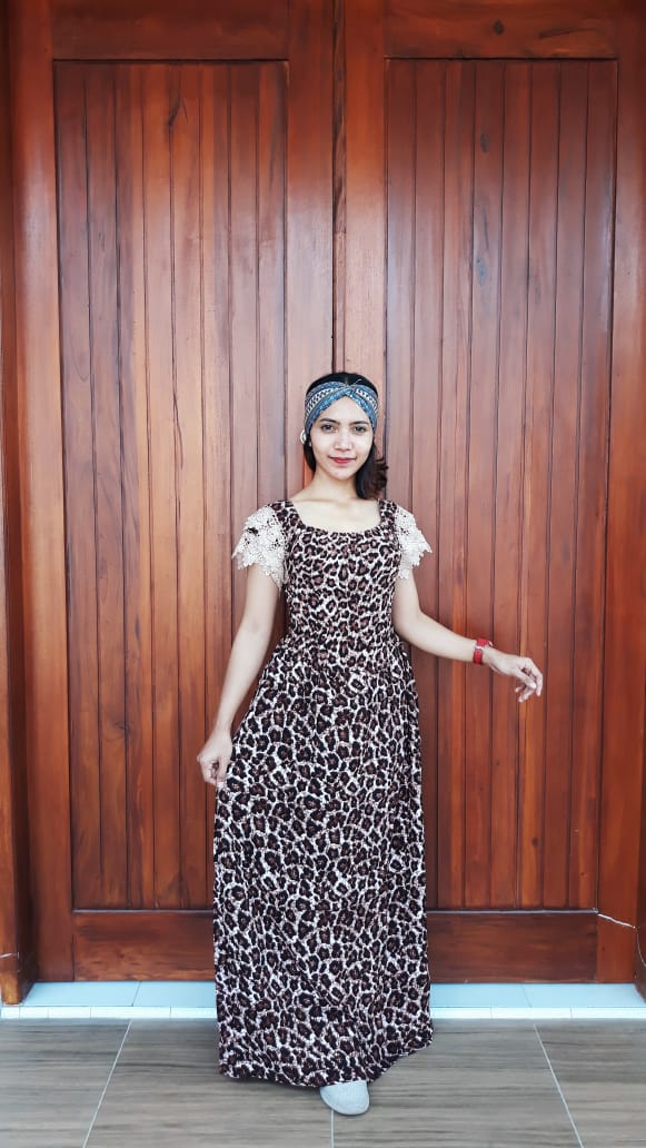 Long Dress Pendek Renda Motif Leopard Rayon