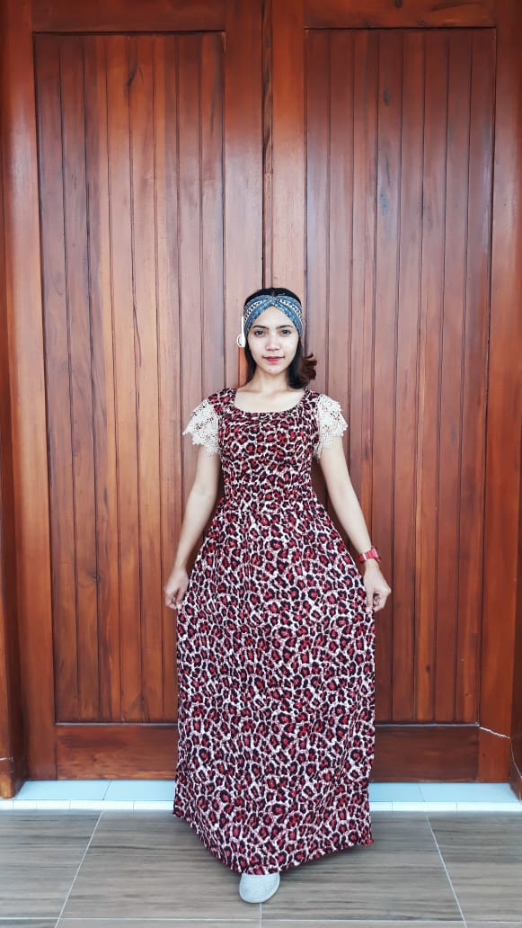 Long Dress Pendek Renda Motif Leopard Rayon