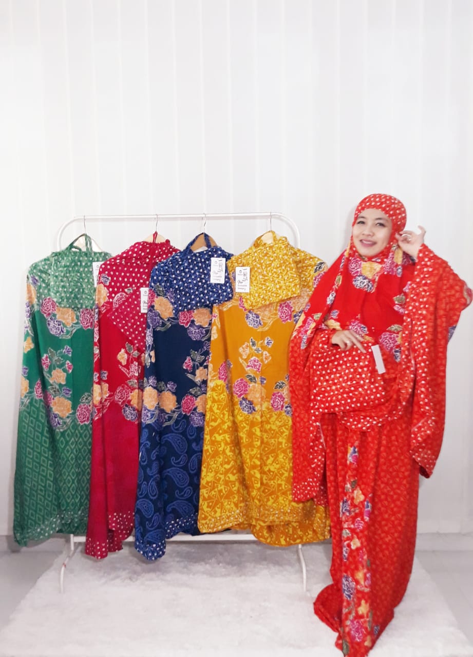 Hampers Mukena Batik Cap Super Bahan Santung Samitex