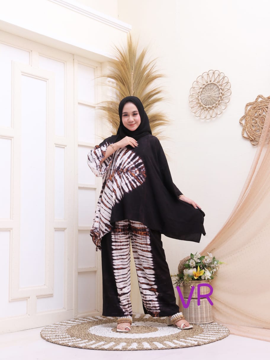 One Set Batik Tie Dye Hitam Jumputan Model Sayap Oblong