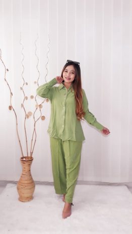 One Set Setelan Celana Lengan Panjang Imanies