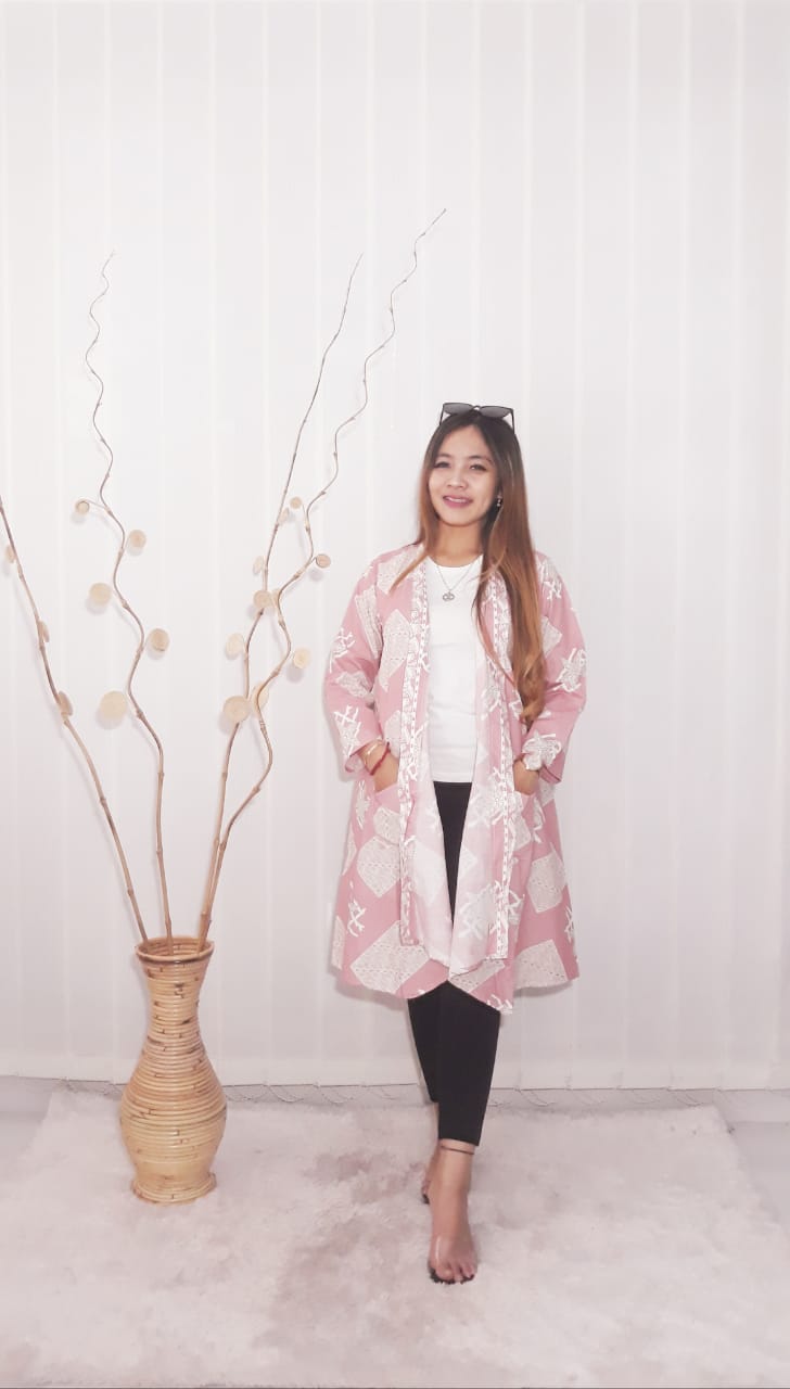 Baju Outer Batik Katun Simple Lengan 3/4
