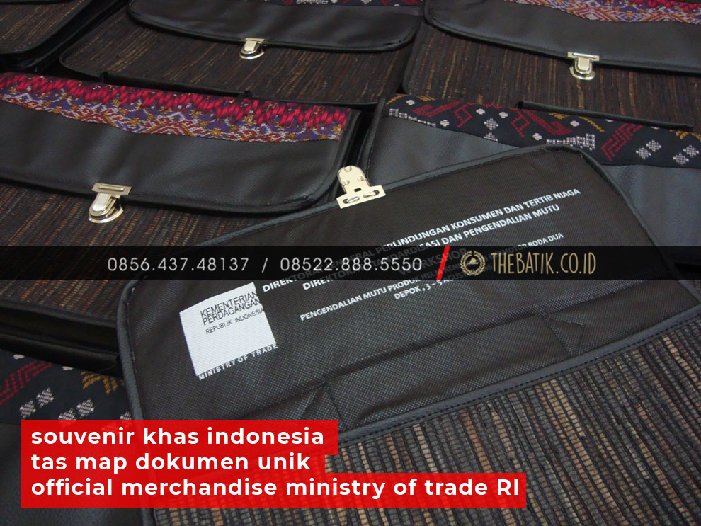 Souvenir Khas Indonesia Tas Map Dokumen Unik Official Merchandise Ministry of Trade RI