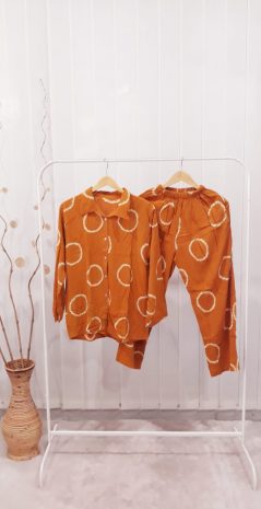 Baju One Set Tie Dye Lengan Panjang Setelan Wanita
