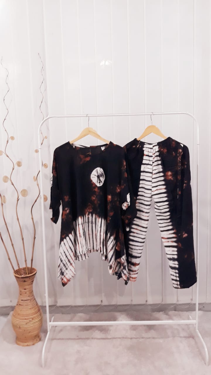 Baju One Set Tie Dye Lengan Pendek Setelan Kulot Panjang Wanita