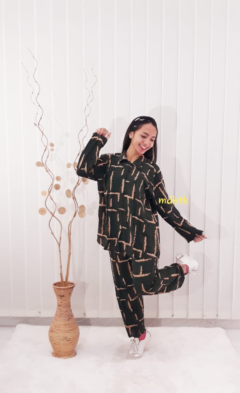 One Set Baju Setelan Batik Tie Dye Modern Lengan Panjang Rayon