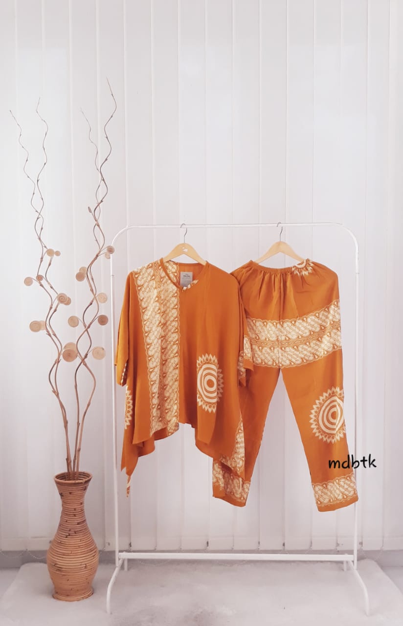 Setelan Baju Tidur Batik One Set Kulot Panjang Rayon Warna