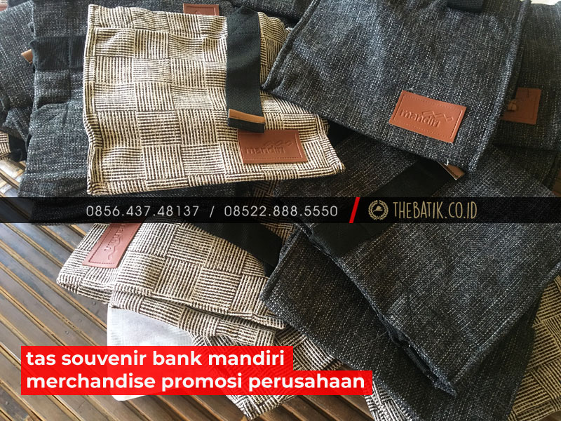 Custom Logo Souvenir Promosi Pesanan BANK MANDIRI dari Lunch Bag Tas Bekal Jinjing Unik