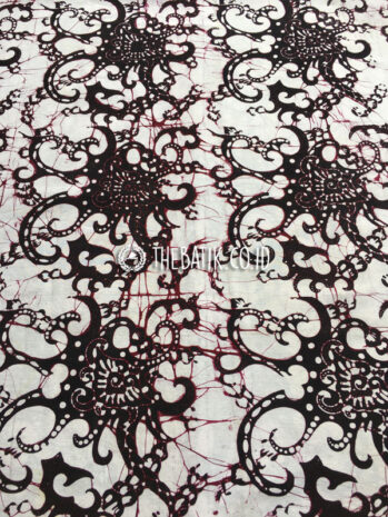 Kain Batik Klasik Sogan Putih Coklat Hitam Motif Kalimantan Dayak Borneo