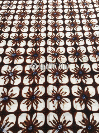 Kain Batik Klasik Sogan Motif Kawung Prabu Gaya Yogyakarta