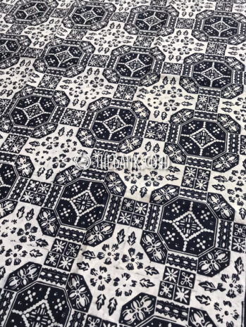 Bahan Baju Seragam Batik Cap Kelengan Monokrom Hitam Putih Modern 2 m
