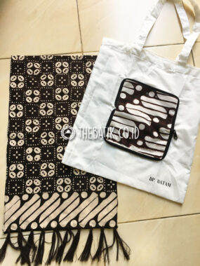 Syal Scarf dan Tas Batik Lipat Souvenir Event Resmi Harga Grosir CEPLOK KAWUNG