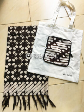 Syal Scarf dan Tas Batik Lipat Souvenir Event Resmi Harga Grosir KAWUNG PICIS