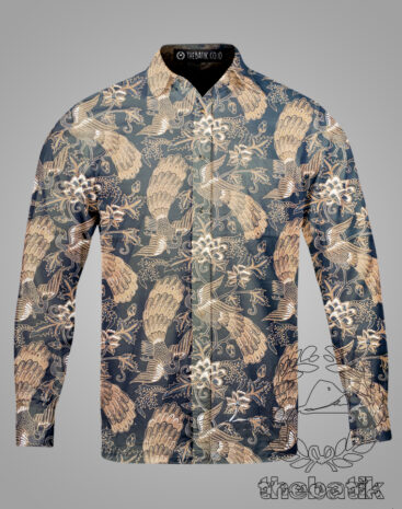 Kain Batik Jawa Klasik / Batik Solo Motif Merak Latar Hitam