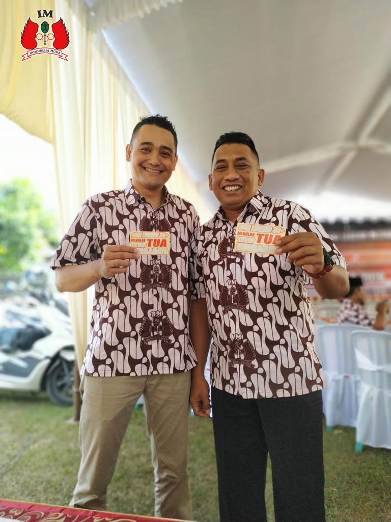 Seragam Batik Berlogo Organisasi INDONESIA MUDA Desain Motif Sendiri