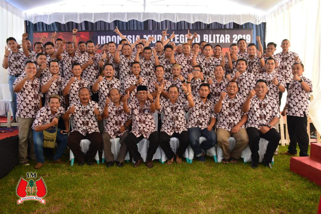 Seragam Batik Berlogo Organisasi INDONESIA MUDA Desain Motif Sendiri