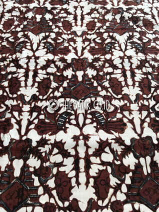 Kain Batik Seragam Motif Ceplok Gapura Sogan Latar Putih untuk Seragam Kantor / Guru / Pernikahan / Keluarga